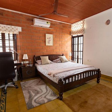Bed and Breakfast Luho Stone House Бангалор Экстерьер фото