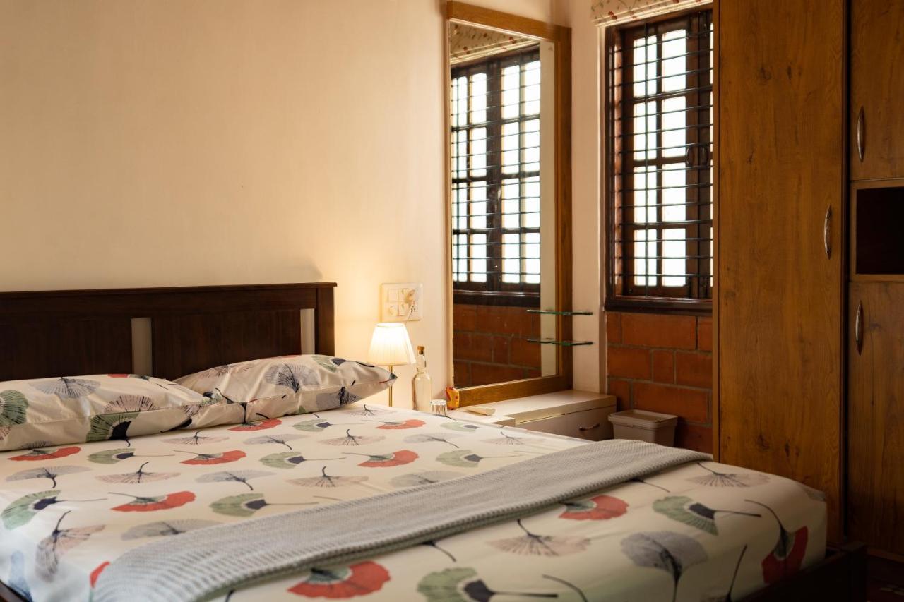 Bed and Breakfast Luho Stone House Бангалор Экстерьер фото