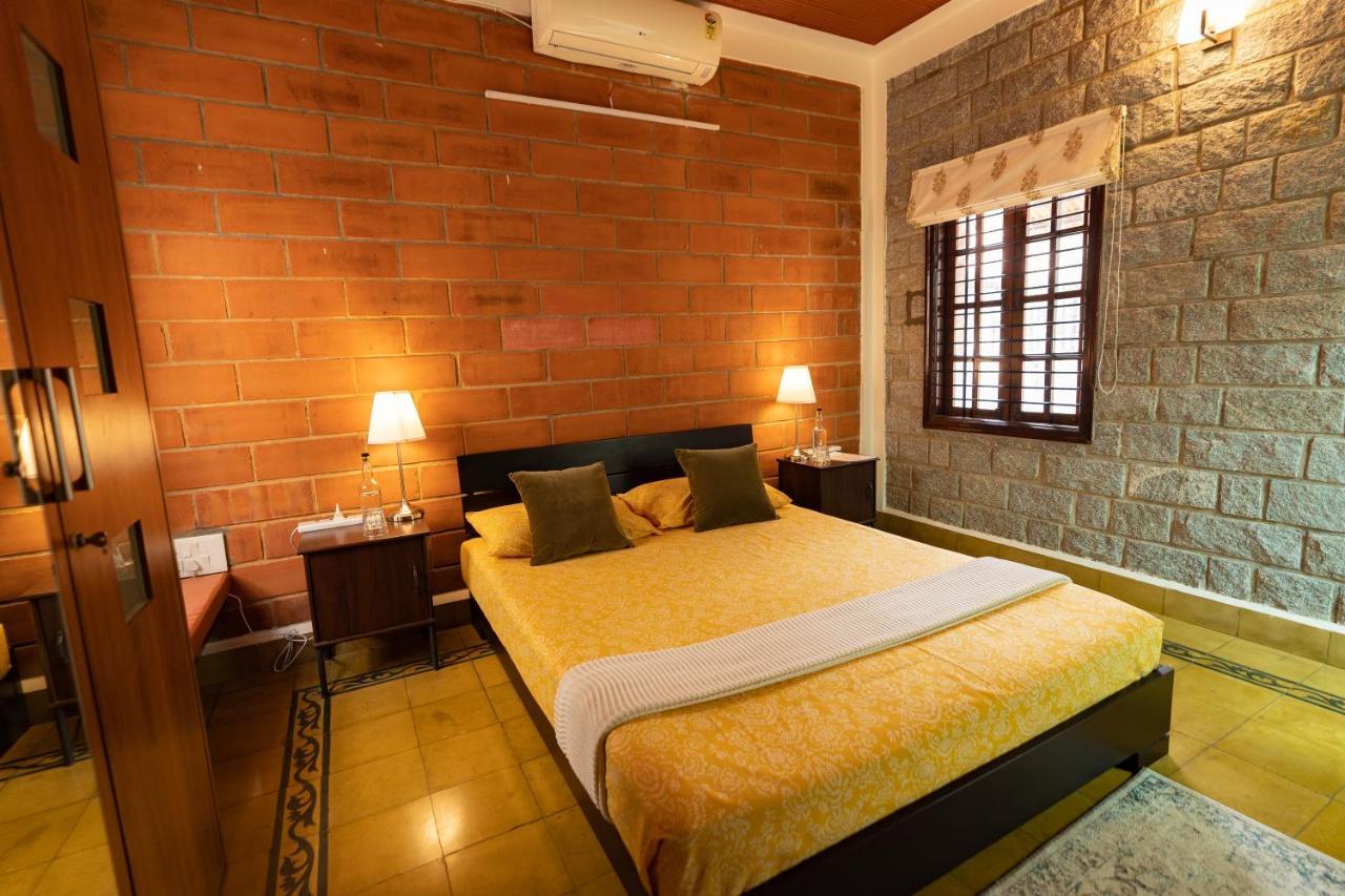 Bed and Breakfast Luho Stone House Бангалор Экстерьер фото