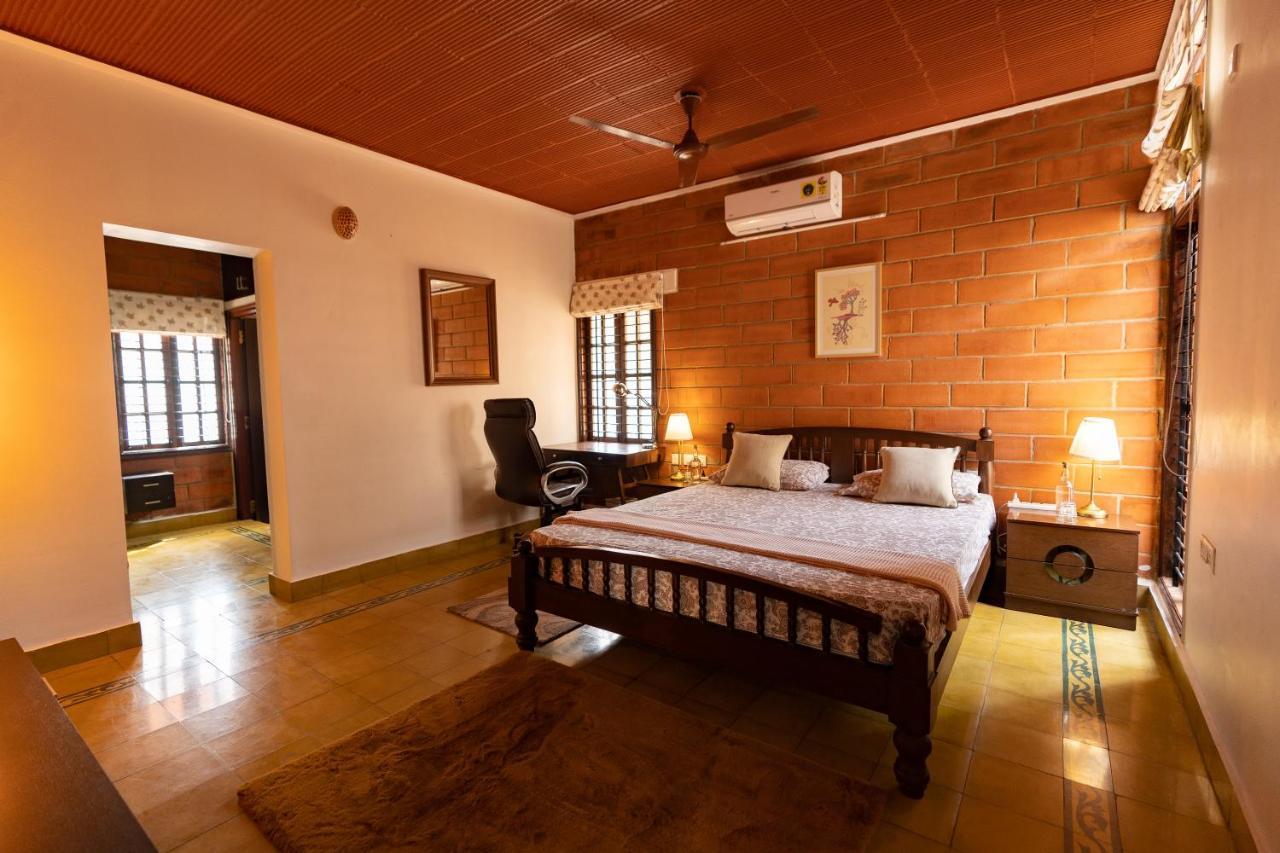 Bed and Breakfast Luho Stone House Бангалор Экстерьер фото