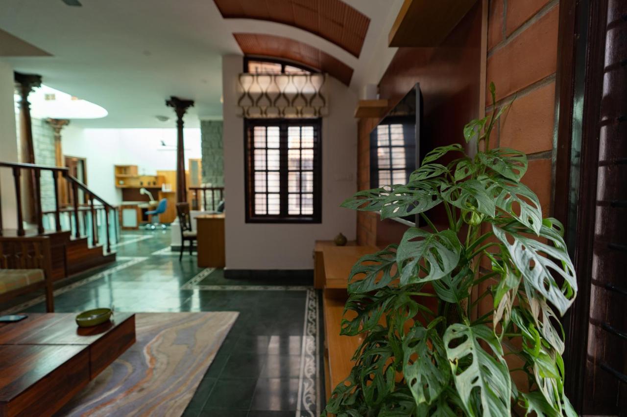 Bed and Breakfast Luho Stone House Бангалор Экстерьер фото